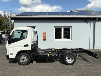Novu Kamion sa golom šasijom i zatvorenom kabinom FUSO 3S15 Fahrgestell 2500 Nebenantrieb: slika 2