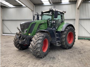 Traktor FENDT 828 Vario