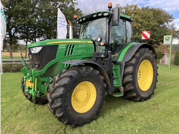 Traktor JOHN DEERE 6215R