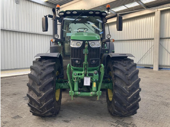 Traktor John Deere 6215R: slika 3