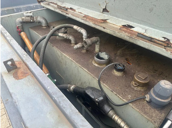 Rezervoar za skladištenje IBC Steenbergen Kiwa IBC 2000 liter dieseltank met handpomp Milieutank: slika 4 Rezervoar za skladištenje IBC Steenbergen Kiwa IBC 2000 liter dieseltank met handpomp Milieutank: slika 4