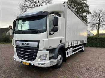 Kamion sa ceradom DAF CF 320