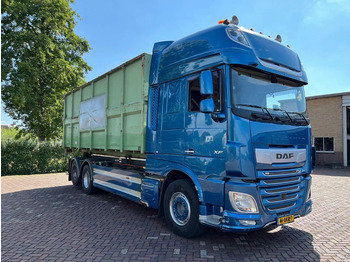 Kamion sa kablovskim sistemom DAF XF 530