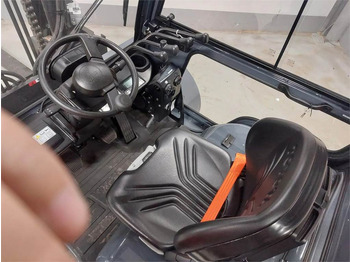 Dizel viljuškar TOYOTA