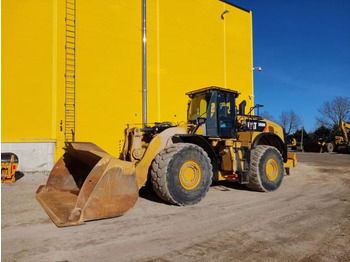 Utovarivač točkaš CATERPILLAR 980M
