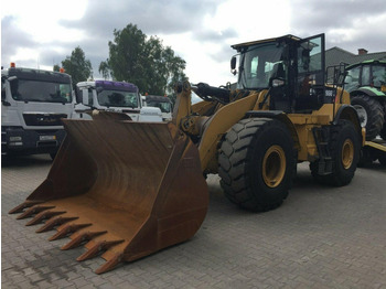 Utovarivač točkaš CATERPILLAR 966K