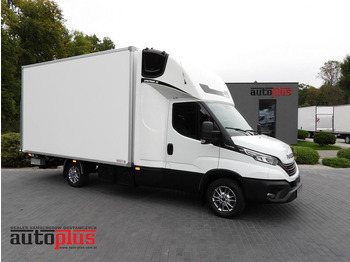 Dostavno vozilo sa zatvorenim sandukom IVECO Daily 35s18