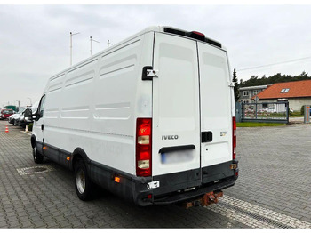 Dostavno vozilo sa zatvorenim sandukom Iveco Daily 35C15 Furgon L4H2 Brygadówka 6-seater Doka Dubel Cabin: slika 4