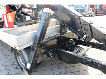 Kamion, Kamion sa dizalicom Nissan Cabstar E 120 Sequani Z20 - 20 meter: slika 5