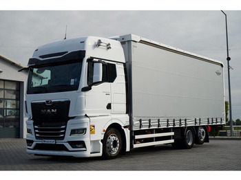 Kamion sa ceradom MAN TGX