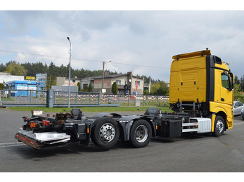 Kamion sa golom šasijom i zatvorenom kabinom Mercedes-Benz ACTROS 2542 EURO 6 BDF SWAP CHASSIS: slika 4