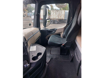 Kamion sa hidrauličnom kukom Mercedes-Benz Actros 2646: slika 5