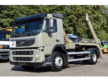 Kamion za utovaranje kontejnera VOLVO FM 330