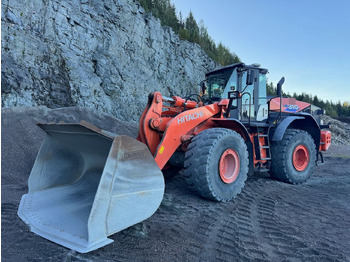 Utovarivač točkaš HITACHI ZW310