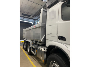 Istovarivač Mercedes Arocs 2658: slika 3