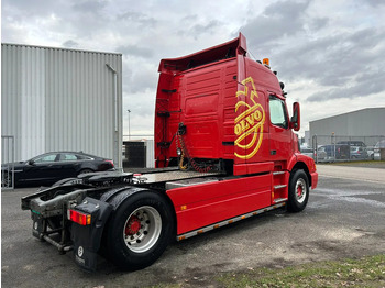 Lizing Volvo NH 12.460 4X2 460PK Globetrotter/ Manuel Gearbox / NL Truck Volvo NH 12.460 4X2 460PK Globetrotter/ Manuel Gearbox / NL Truck: slika 4