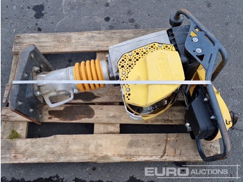 Mašina za asfalt BOMAG