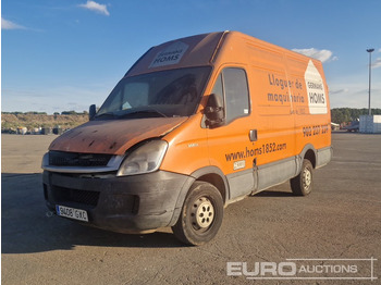 Furgon IVECO Daily 35s14