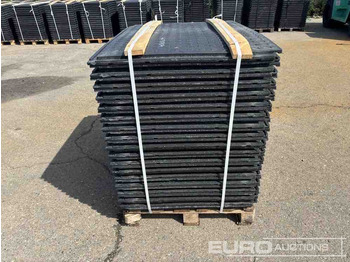 Građevinska oprema Pallet of Plastic Connectable Road Plates, 1200x800x28mm, 22kg per Plate (35 of) Moved to OCT 25: slika 4 Građevinska oprema Pallet of Plastic Connectable Road Plates, 1200x800x28mm, 22kg per Plate (35 of) Moved to OCT 25: slika 4