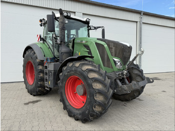 Traktor FENDT 828 Vario
