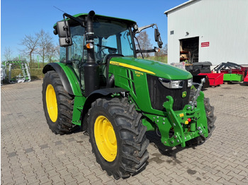 Traktor JOHN DEERE 5090M