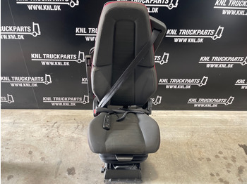 Kabina i enterijer VOLVO