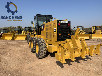 Grejder CATERPILLAR 140H: slika 3