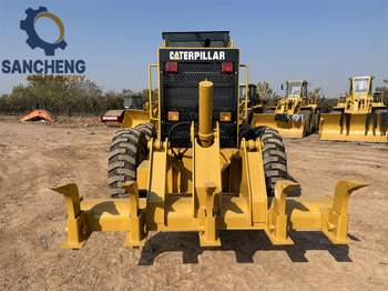Grejder CATERPILLAR 140H: slika 4