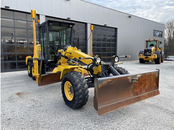 Grejder NEW HOLLAND