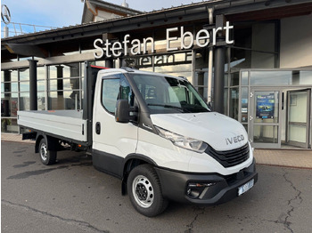Dostavno vozilo s ravnom platformom IVECO Daily 35s16