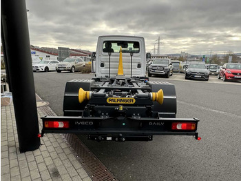Novu Kamion sa hidrauličnom kukom Iveco Daily 70C18 3.0L Abrollkipper *AHK*Luft*Sperre*: slika 4
