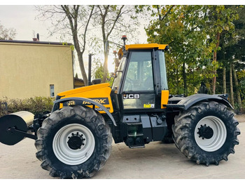 Traktor JCB