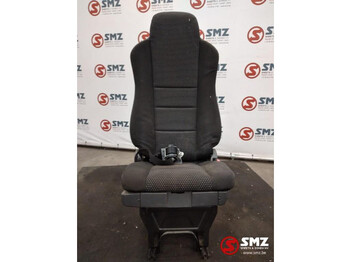 Kabina i enterijer MERCEDES-BENZ