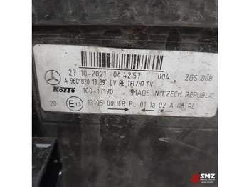 Prednja svetla za Kamion Mercedes-Benz Occ koplamp rechts Mercedes: slika 3