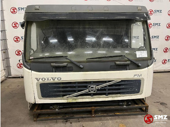Kabina i enterijer VOLVO