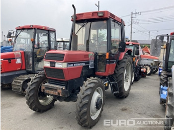 Traktor CASE IH
