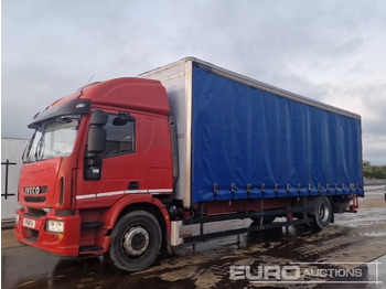 Kamion sa ceradom IVECO