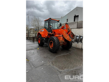 Utovarivač točkaš DOOSAN DL250