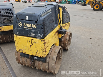 Mašina za asfalt BOMAG