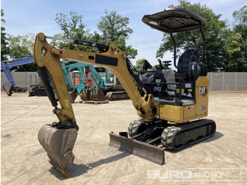 Mini bager CATERPILLAR 301.7