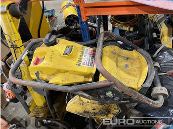 Mašina za asfalt BOMAG