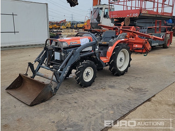 Mali traktor KUBOTA