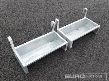 Poljoprivredna mašina Unused 2' Hanging Trough (2 of): slika 4