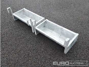 Poljoprivredna mašina Unused 2' Hanging Trough (2 of): slika 3