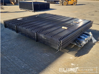 Građevinska oprema Unused Galvanised & Powder Coated Heavy Duty (5mm) Wire Mesh Fencing, 25 x H2.4m x W2.2m Panels, 26 x 60mm x 60mm x3m Posts, with Fittings (Black): slika 3