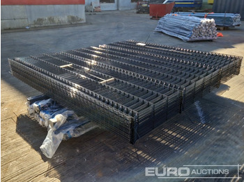 Građevinska oprema Unused Galvanised & Powder Coated Heavy Duty (5mm) Wire Mesh Fencing, 25 x H2.4m x W2.2m Panels, 26 x 60mm x 60mm x3m Posts, with Fittings (Black): slika 5