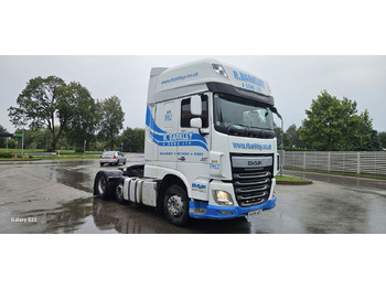 Tegljač DAF XF 105 460