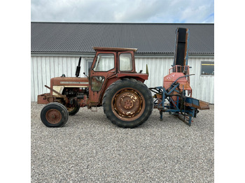 Traktor INTERNATIONAL