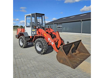 Utovarivač točkaš O&K