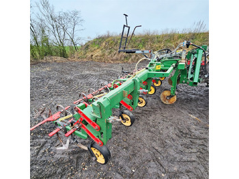 Lizing Thyregod Tim - 8 rows Thyregod Tim - 8 rows: slika 3 Lizing Thyregod Tim - 8 rows Thyregod Tim - 8 rows: slika 3